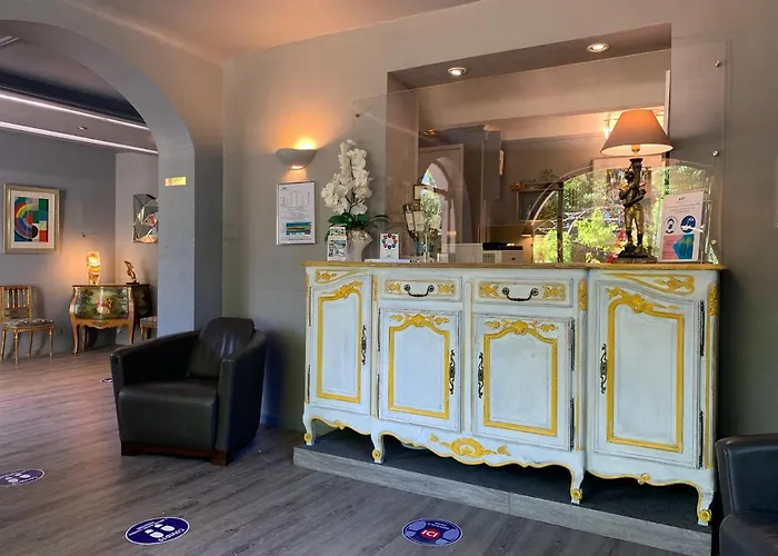 Szálloda Le Pre Catelan Juan-les-Pins